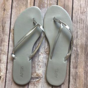 Apt 9 Silver Flip Flops